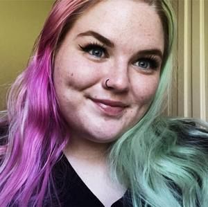 Meet your Posher, Amelia